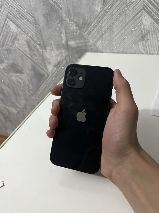 Iphone 12  обмен не интересует