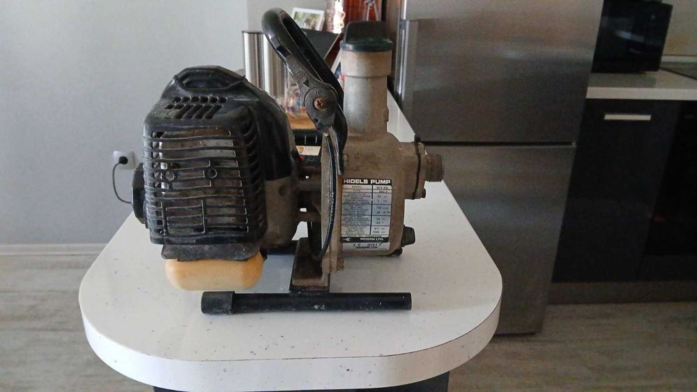 Двутактова японска помпа бензин