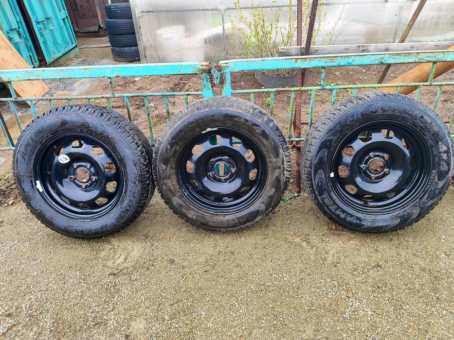 Продам три колеса с дисками в идеале