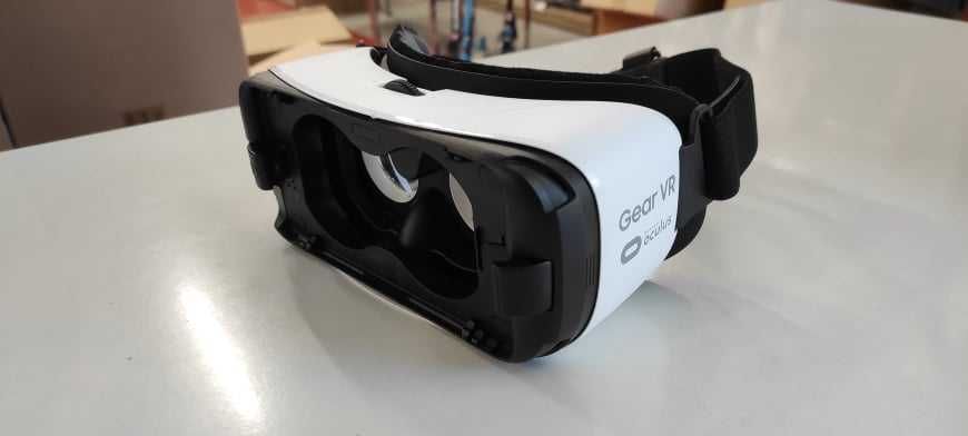 Очила за виртуална реалност Samsung Galaxy Gear VR SM-R322