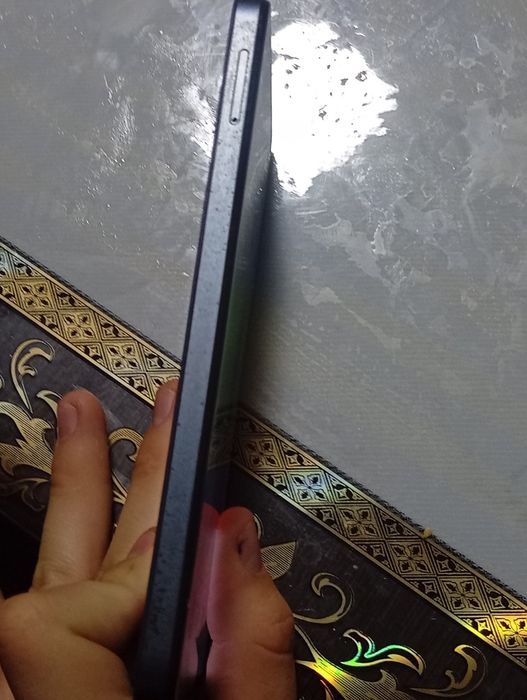 продам срочно телефон техно