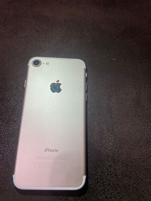 iPhone 7  32 Gb..