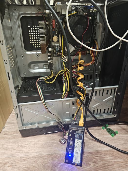 Пк игровой тянет всё