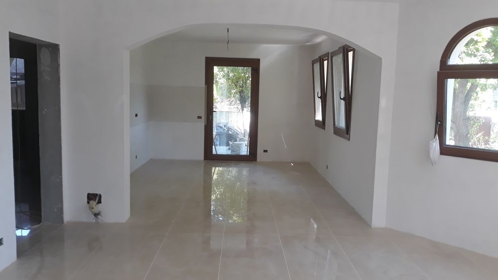 Amenajări interioare si exterioare