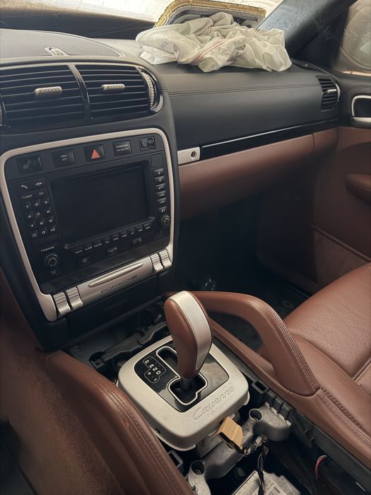 Epava Porsche Cayenne