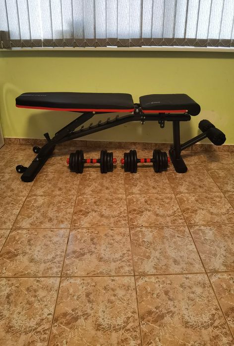Продавам лежанка с два дъмбела по 15кг