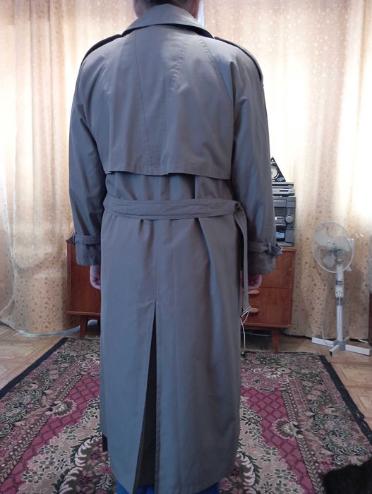 Верхняя женская одежда