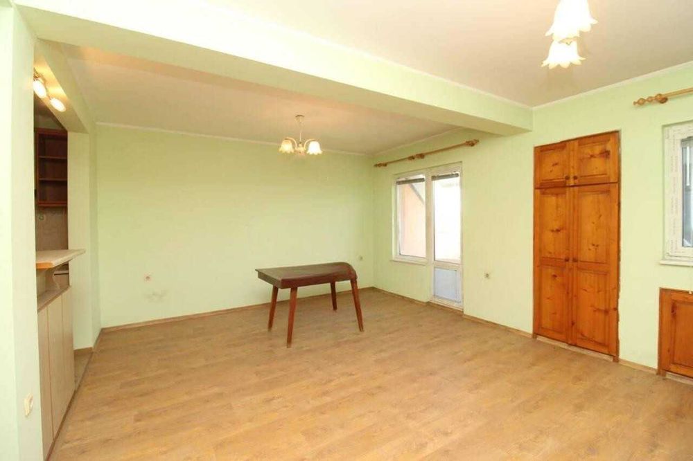 Продава се Тристаен апартамент в Пловдив, Каменица 1 - 100 кв.м за 790 €/кв.м - Снимка #2