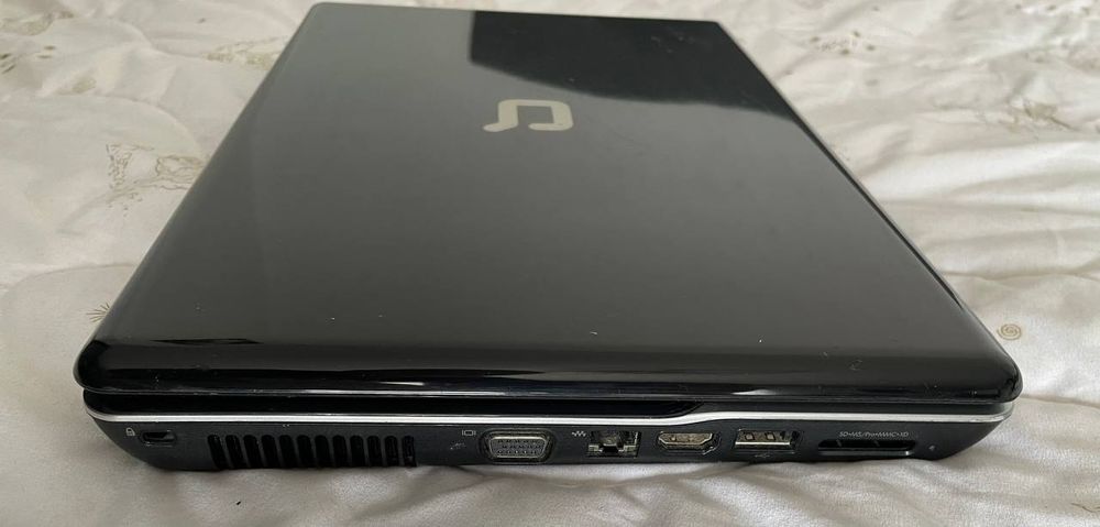 Laptop HP Compaq Presarii