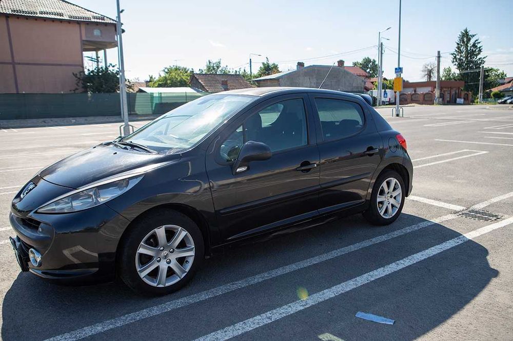 Peugeot 207 1.6 HDi 90 CP | 185.000 km Reali | Consum Mixt 4.7% | Proprietar | Ideal Începători / Navetă