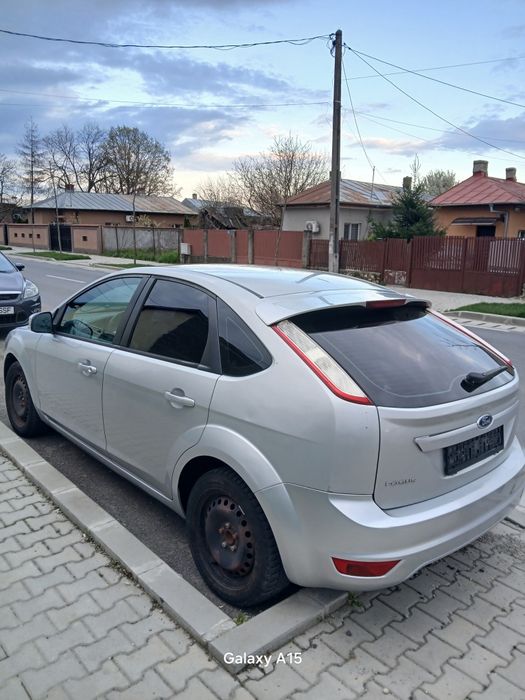 Ford focus 2 facelift anul 2008  2.0 benzină 145cp titanium sport