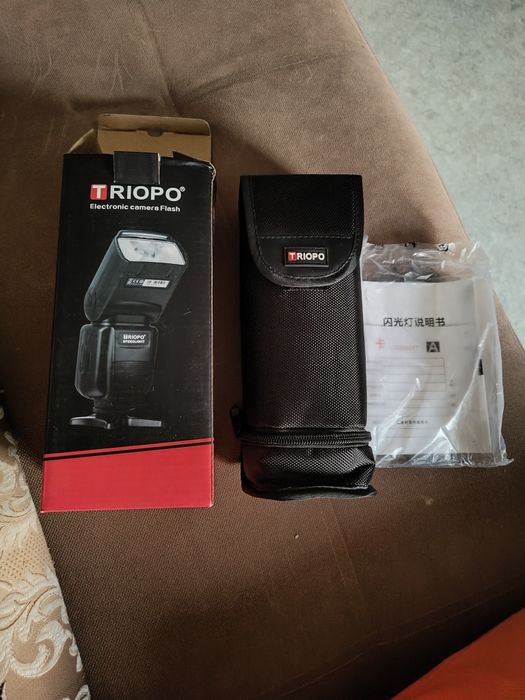 Вспышка Triopo TR 988 для Никон.