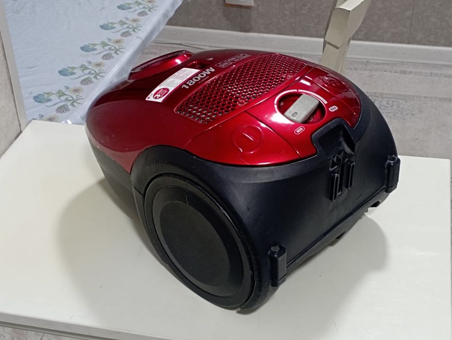 Пылесос LG VC38384