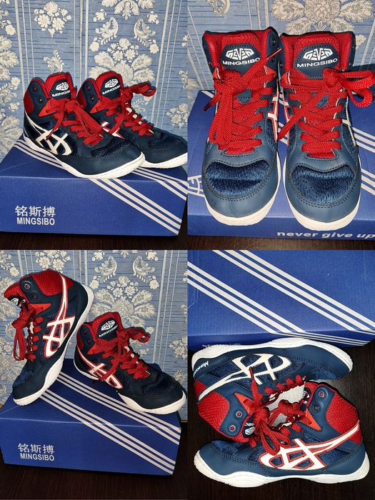 Боксерские перчатки, щитки, рашгард