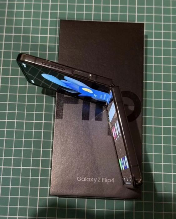 Samsung Flip 4 128gb самсунг раскладной телефон