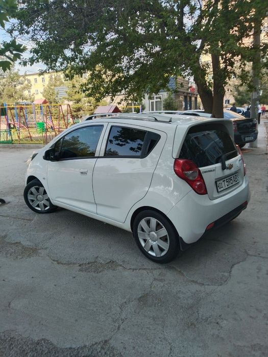 Chevrolet Spark 2012 — 2