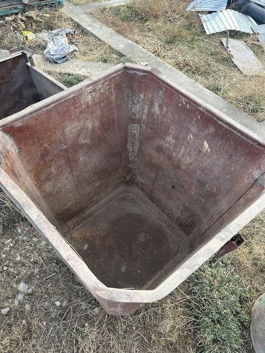 Контейнер,бочка железная