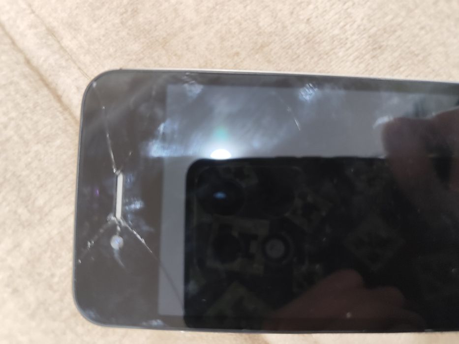 Обменяю айфон 4s на телефон