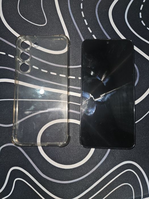 Продам Samsung s23 8/256