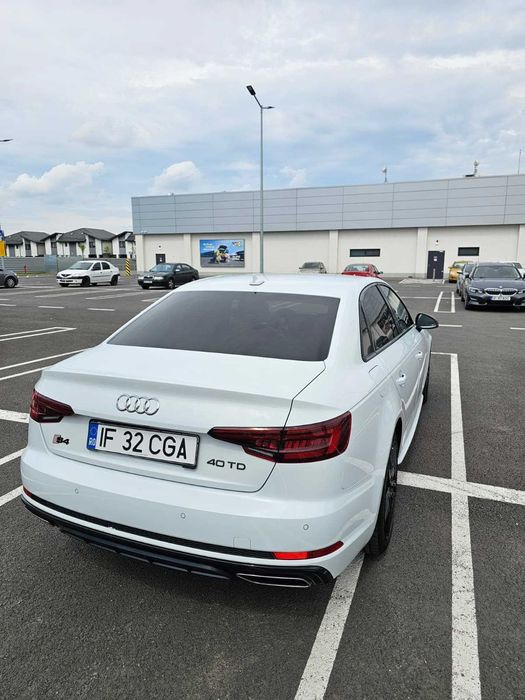 AUDI A4 2019 — imagine 2