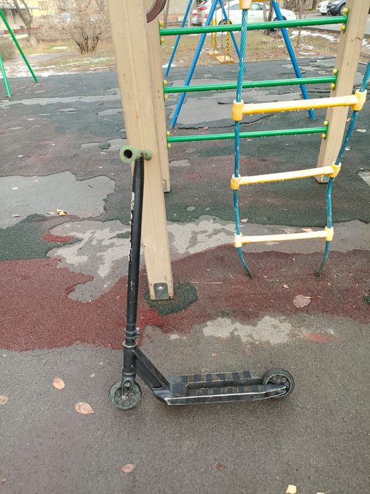 Трюковой самокат