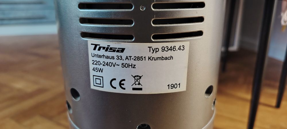 Vând ventilator aer Trisa