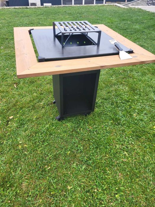 Gratar cu plita si blat de lemn