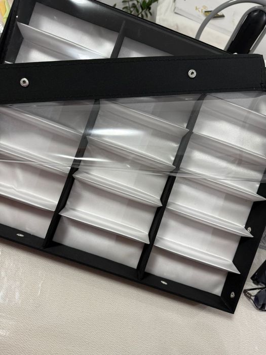 Продаётся кейс(органайзер) для очков