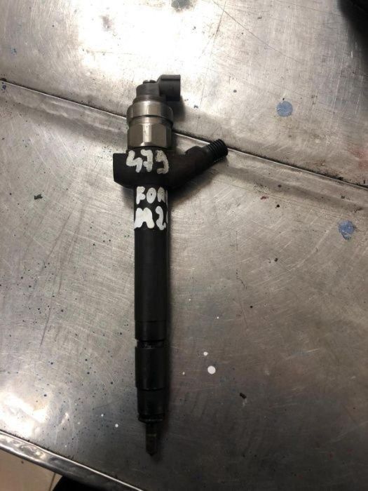 Vand set injectoare Ford Transit 2.4 an 2008