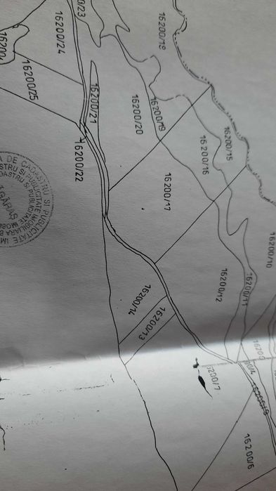 Vand aproximativ 4 ha teren agricol cu Cf, in satul Sona, Comuna Mândra,  pe malul drept al Oltului in apropiere de Făgăraș