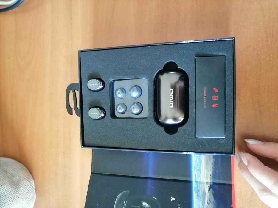 Безжични слушалки Aiwa