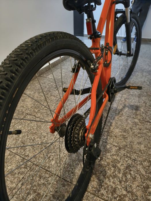 Vând Bicicleta ROCKRIDER 9 - 12 ani