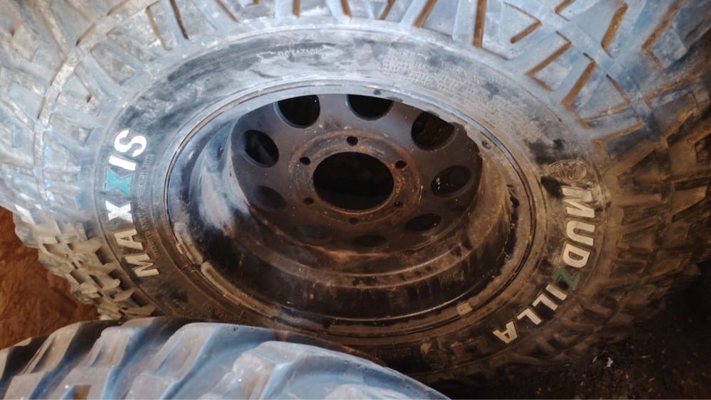 Продам резину с дисками