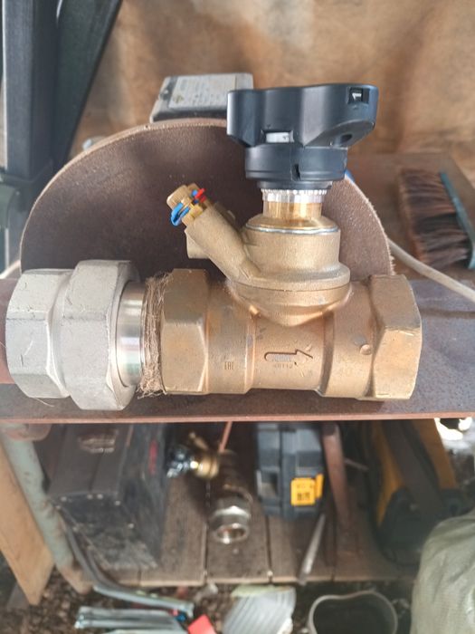 Балансировочный кран