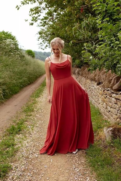 Официална дълга рокля Jake*s Jake червено вино сатен червена