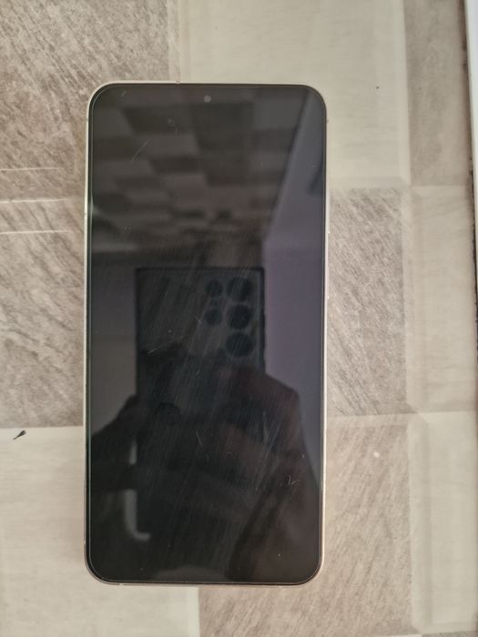 Vând samsung s23plus 512gb 8RAM