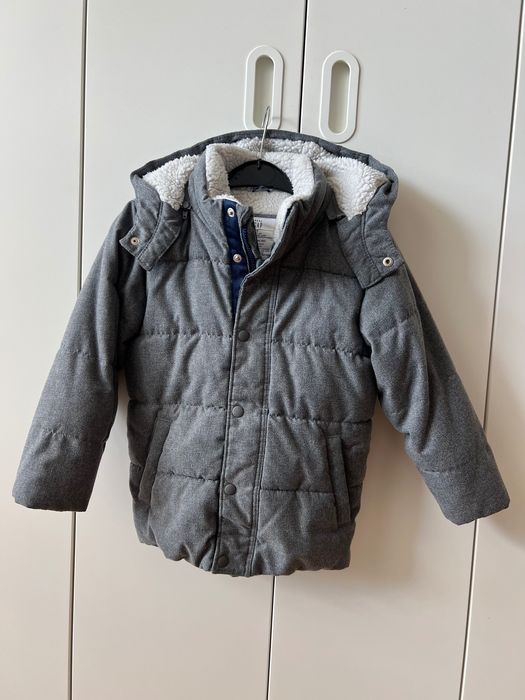 Топло, удобно и много запазено зимно яко GAP за 5-6г момче или момиче