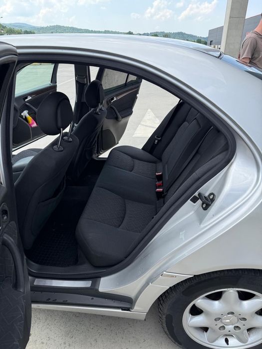 MERCEDES-BENZ C-Class 2004 — imagine 5