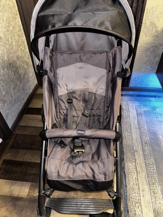 Продается коляска chico lite way