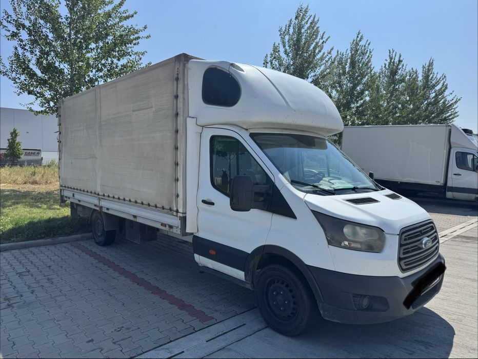 Ford Transit cu lift