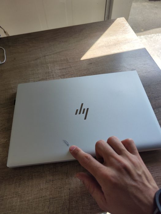 HP EliteBook 845 G8 SROCHNO