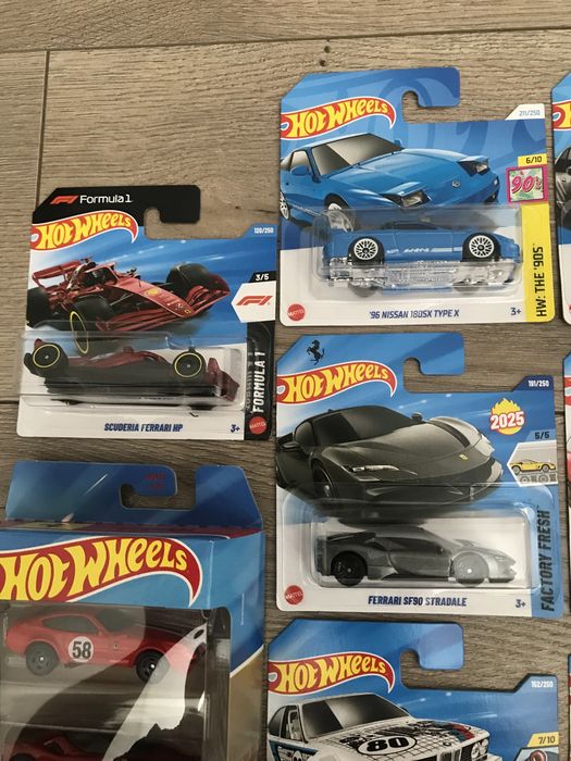 Hot wheels колички Ferrari bmw nissan ford supra hotwheels matchbox