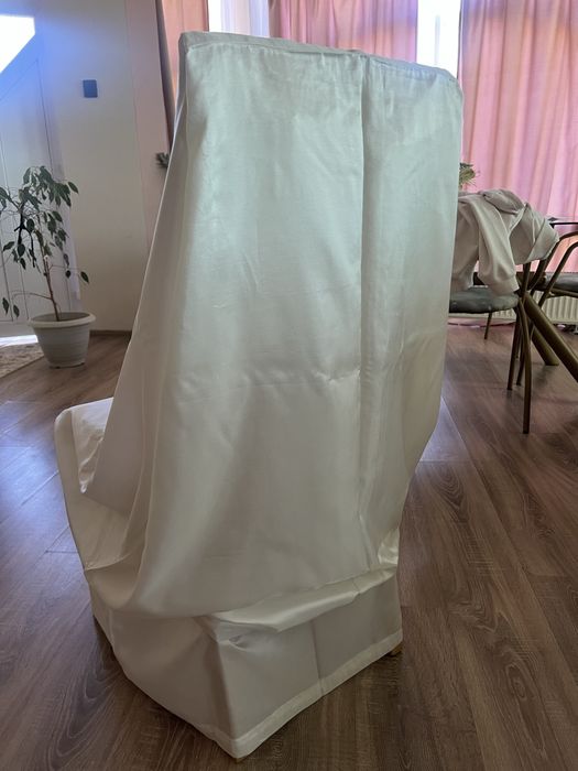 Huse scaune/funde pentru evenimente