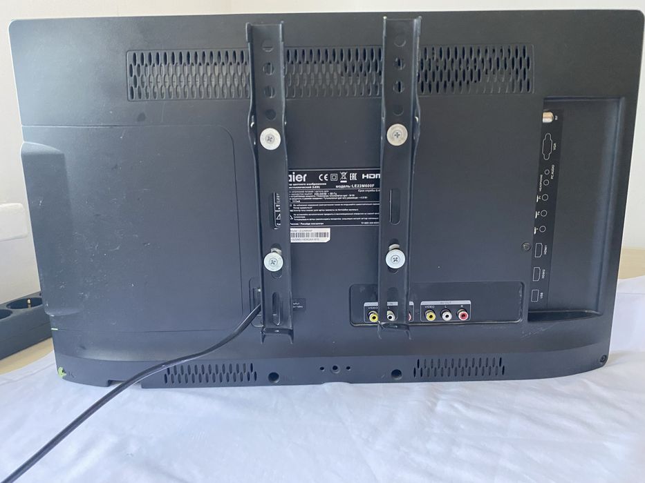 Телевизор HAIER (LE22M600F)