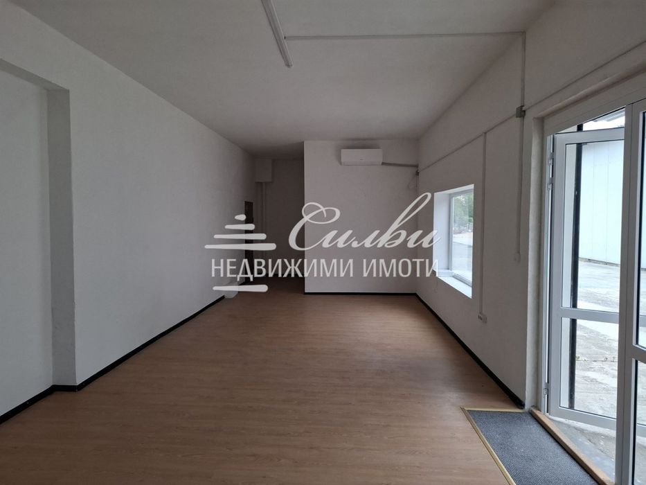 Дава се под наем Промишлена сграда в Шумен, Добруджански - 600 кв.м за 1836 € - Снимка #3