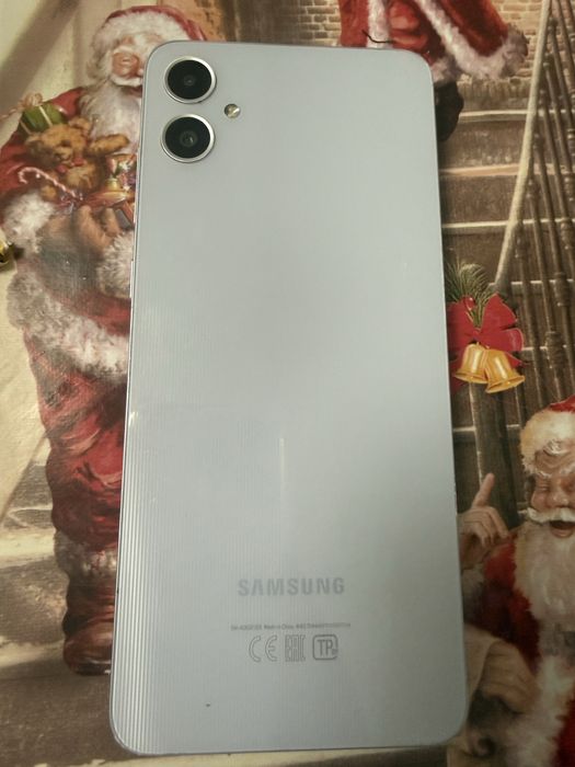 Продам самсунг А05