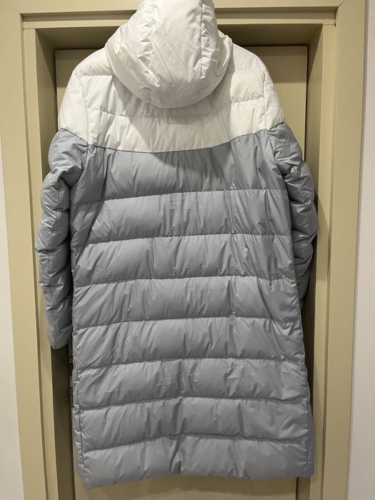 Оригинално мъжко яке Nike ( дължина под коляното )