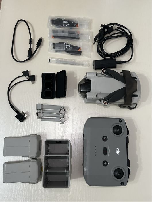 Продам дрон dji mini 3pro fly combo