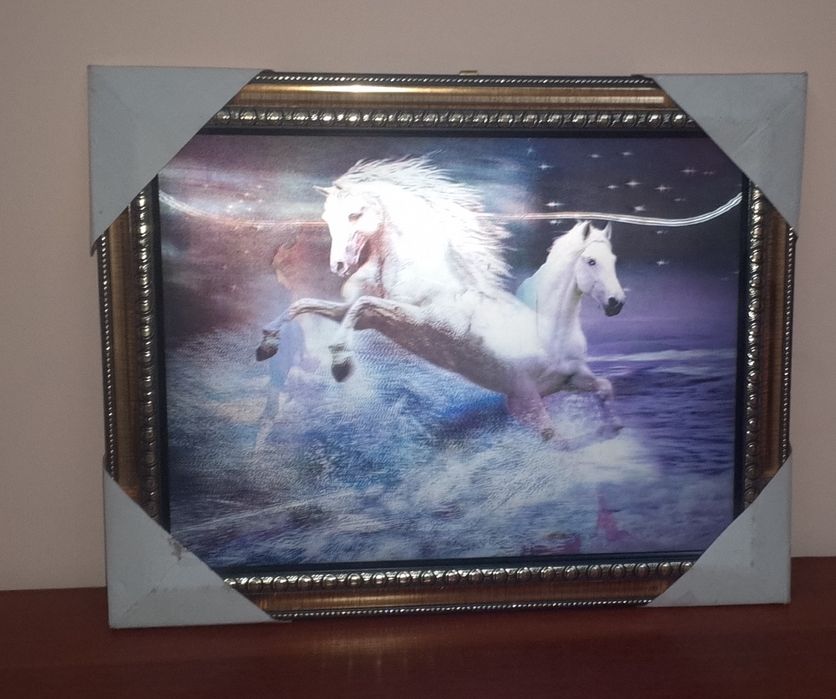 Картина 3 Д с эффектом движения (кони) в рамке