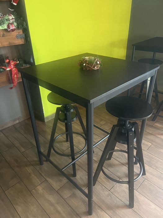 Бар маси и столове